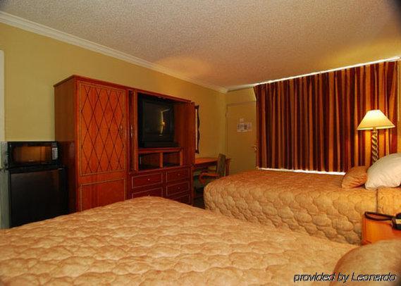 Hotel Elev8 Conroe Δωμάτιο φωτογραφία
