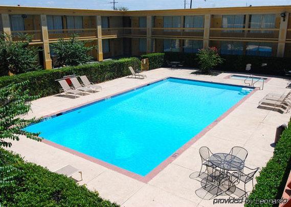 Hotel Elev8 Conroe Εξωτερικό φωτογραφία
